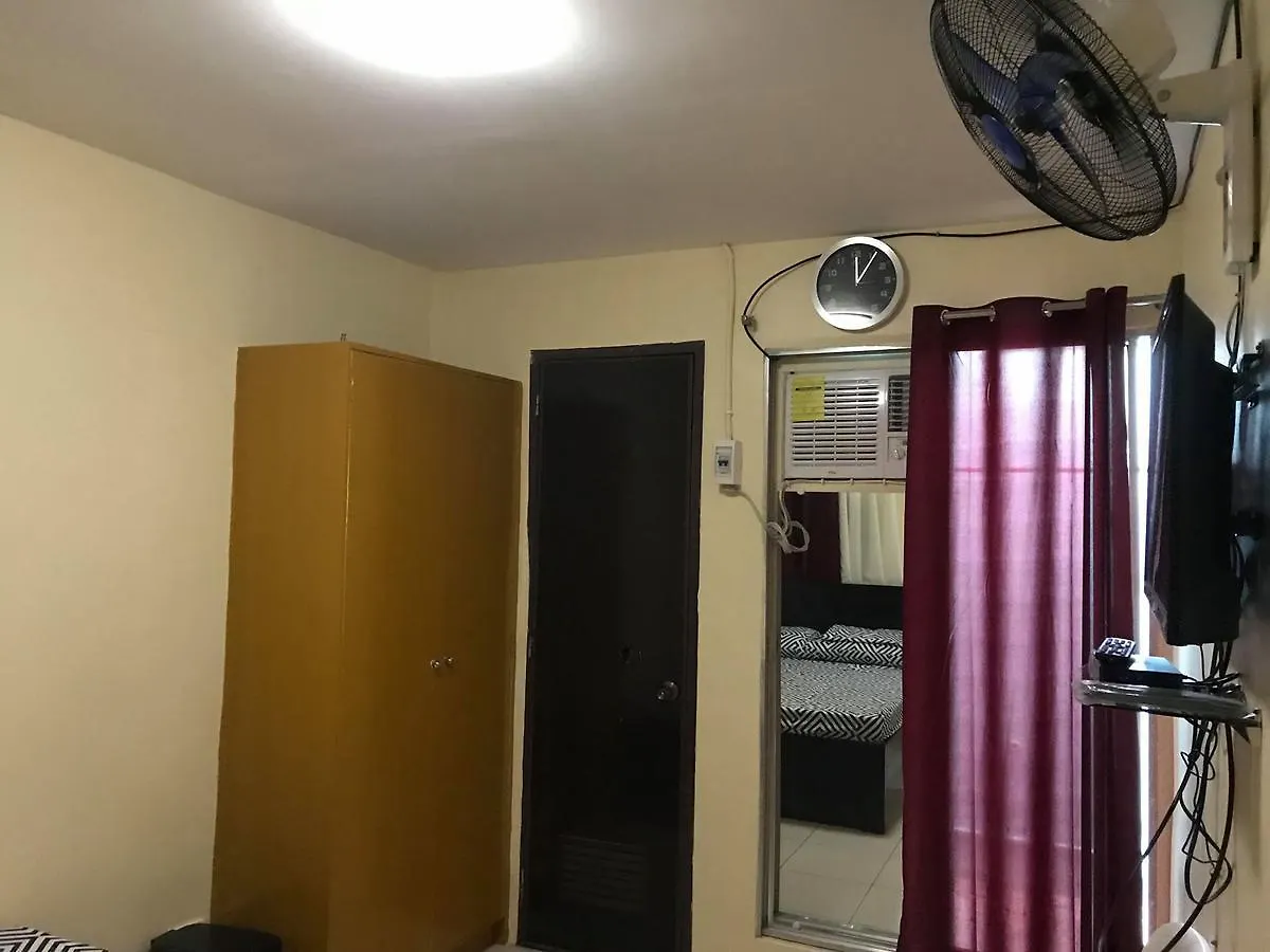 فندق Rv3 Transient House آنغلوس الفلبين