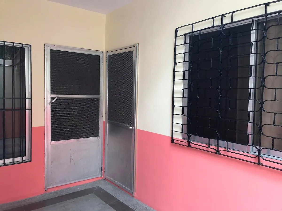 بيت ريفي فندق Rv3 Transient House آنغلوس
