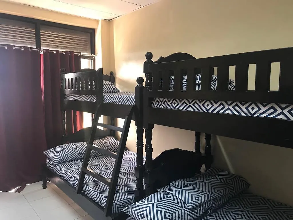 بيت ريفي فندق Rv3 Transient House آنغلوس الفلبين
